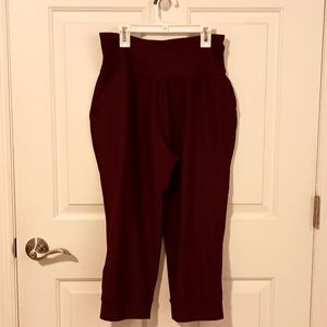 Old Navy Active Maroon Capri Spandex